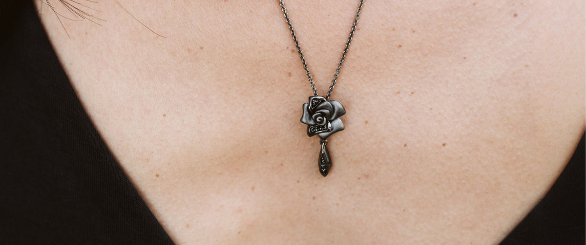 Close Up on Diamond Diamond Flower Pendant Necklace