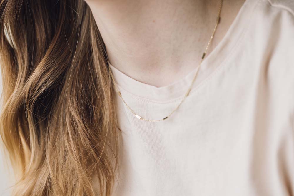 Station Bar Necklace in 10kt Yellow Gold