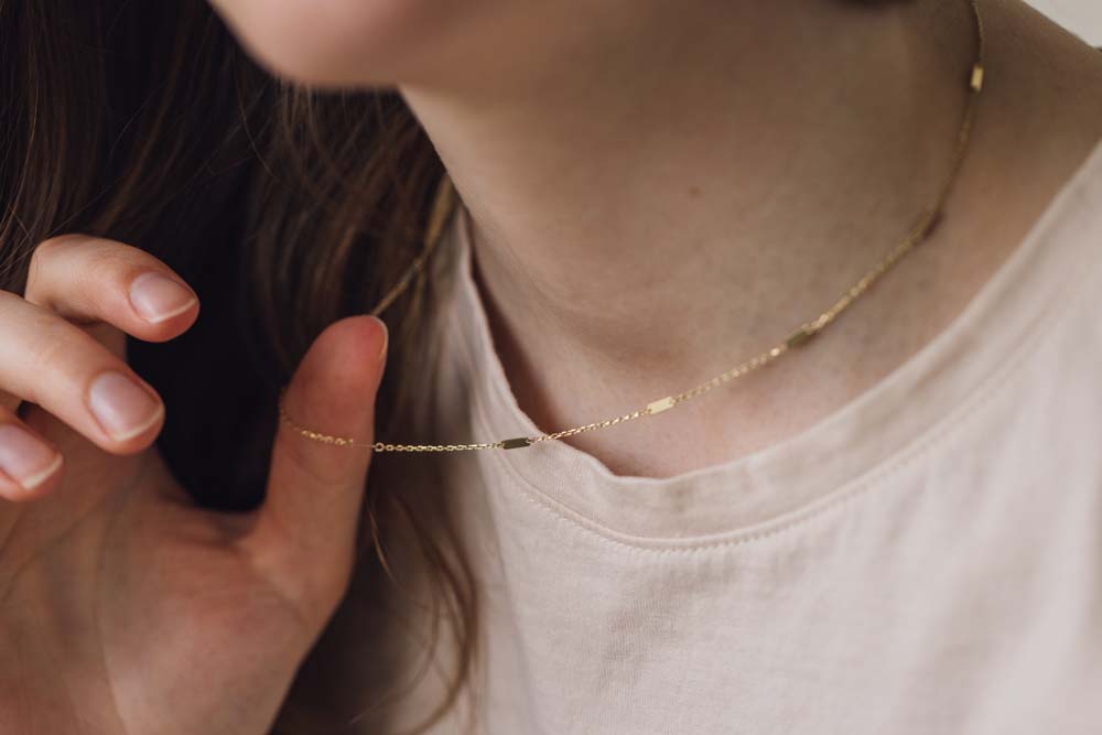 Station Bar Necklace in 10kt Yellow Gold