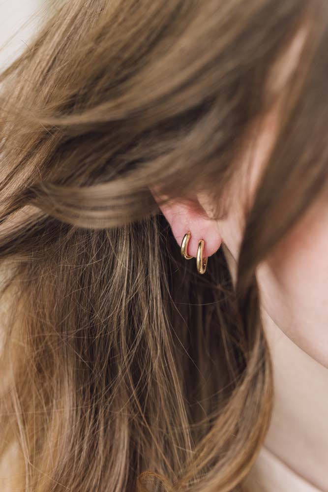 Hoop Earrings in 10kt Yellow Gold