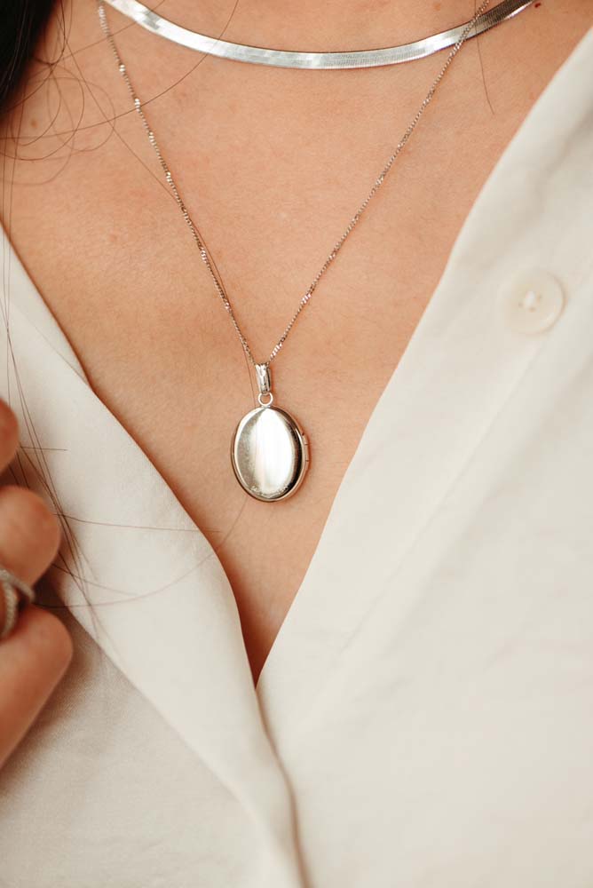 Classic Oval Locket in 10kt White Gold with Chain