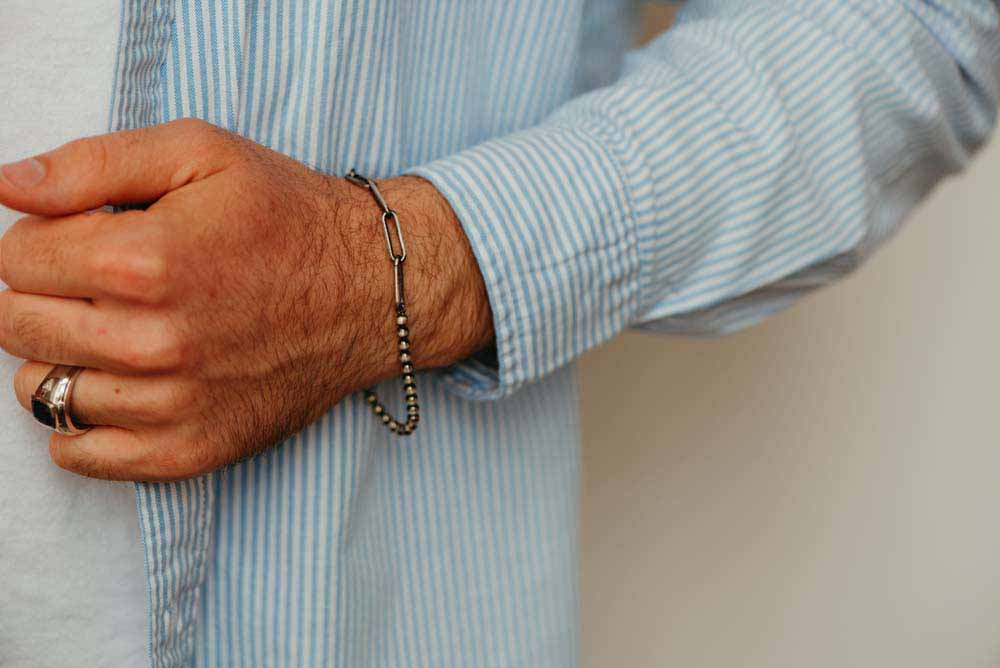 Men's Brushed Gunmetal Paperclip and Bead Bracelet in Sterling Silver