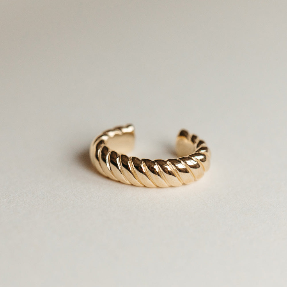 Rope Pattern Ear Cuff 10KT Gold