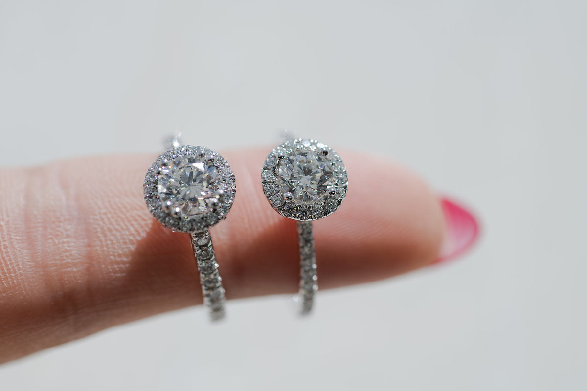 Colourless Collection Halo Engagement Ring with 1.12 Carat TW of Diamonds in 18kt White Gold