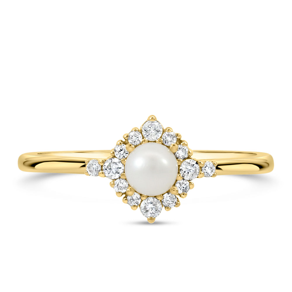 Ring with White Pearl and .15 Carat TW of Diamonds in 10kt Yellow Gold