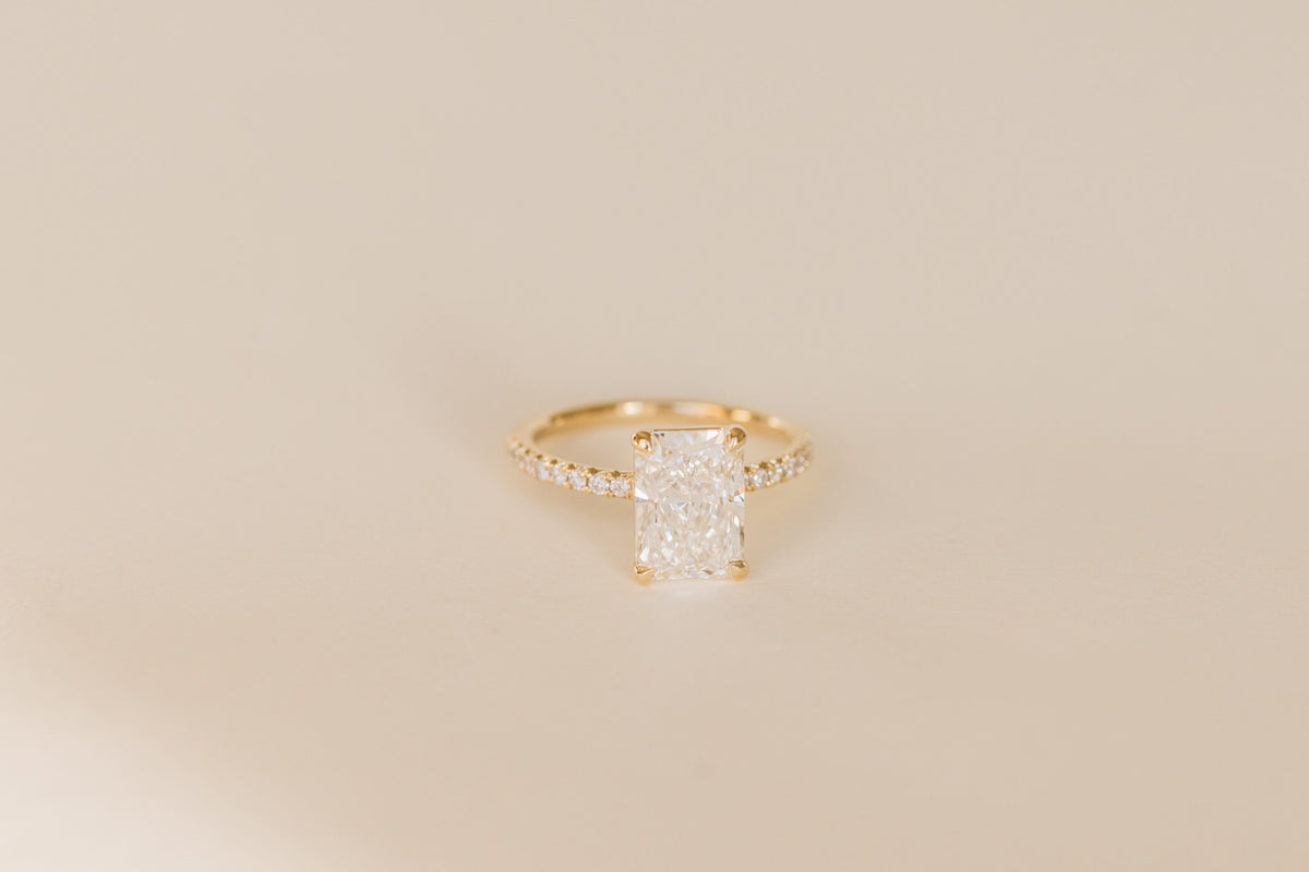 Radiant Engagement Ring RIN-LER-0504