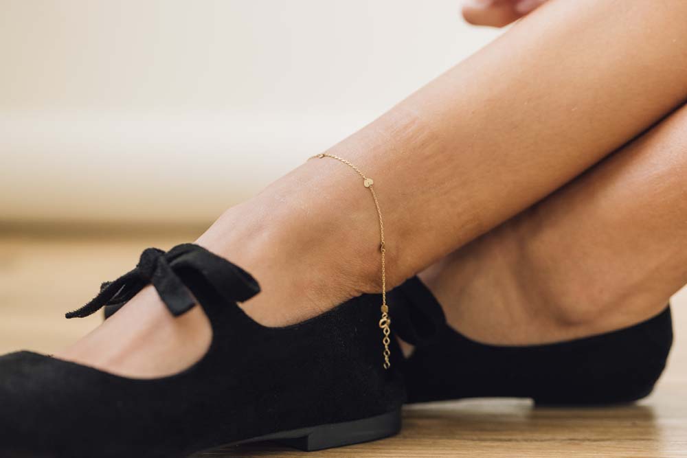 Station Heart Anklet in 10kt Yellow Gold