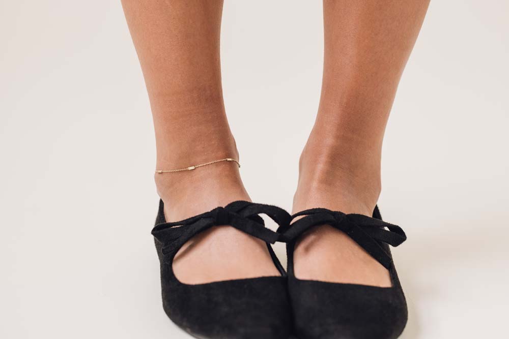 Station Bar Anklet in 10kt Yellow Gold