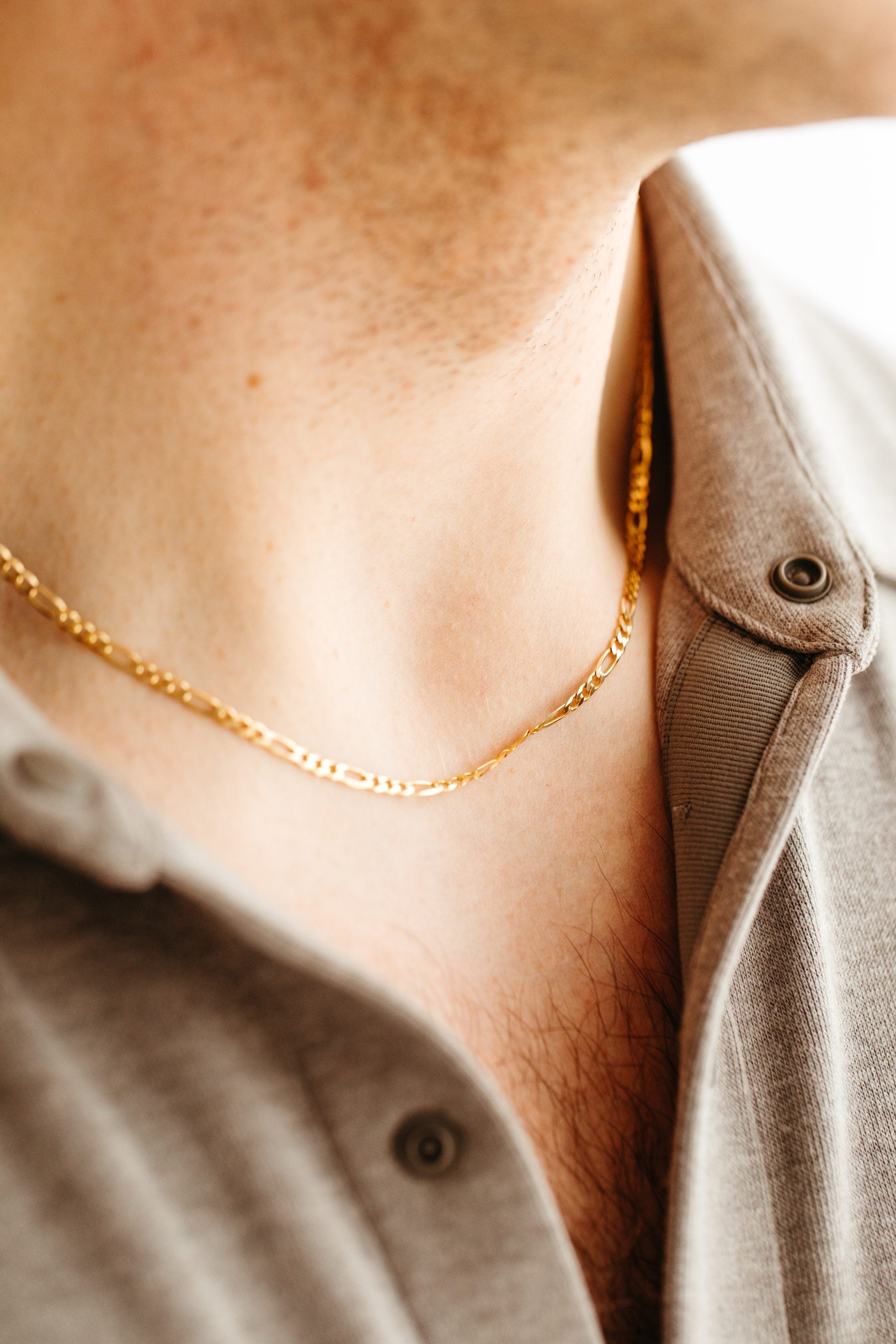 Mens Gold Figaro Chain