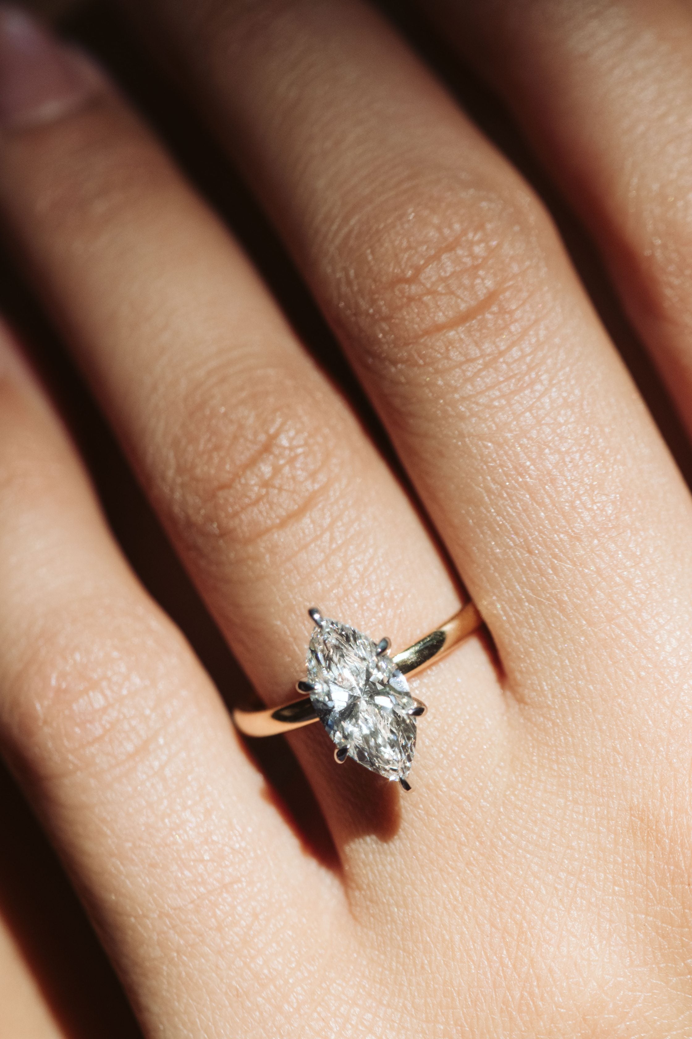 Marquise Solitaire Engagement Ring RIN-LER-0110
