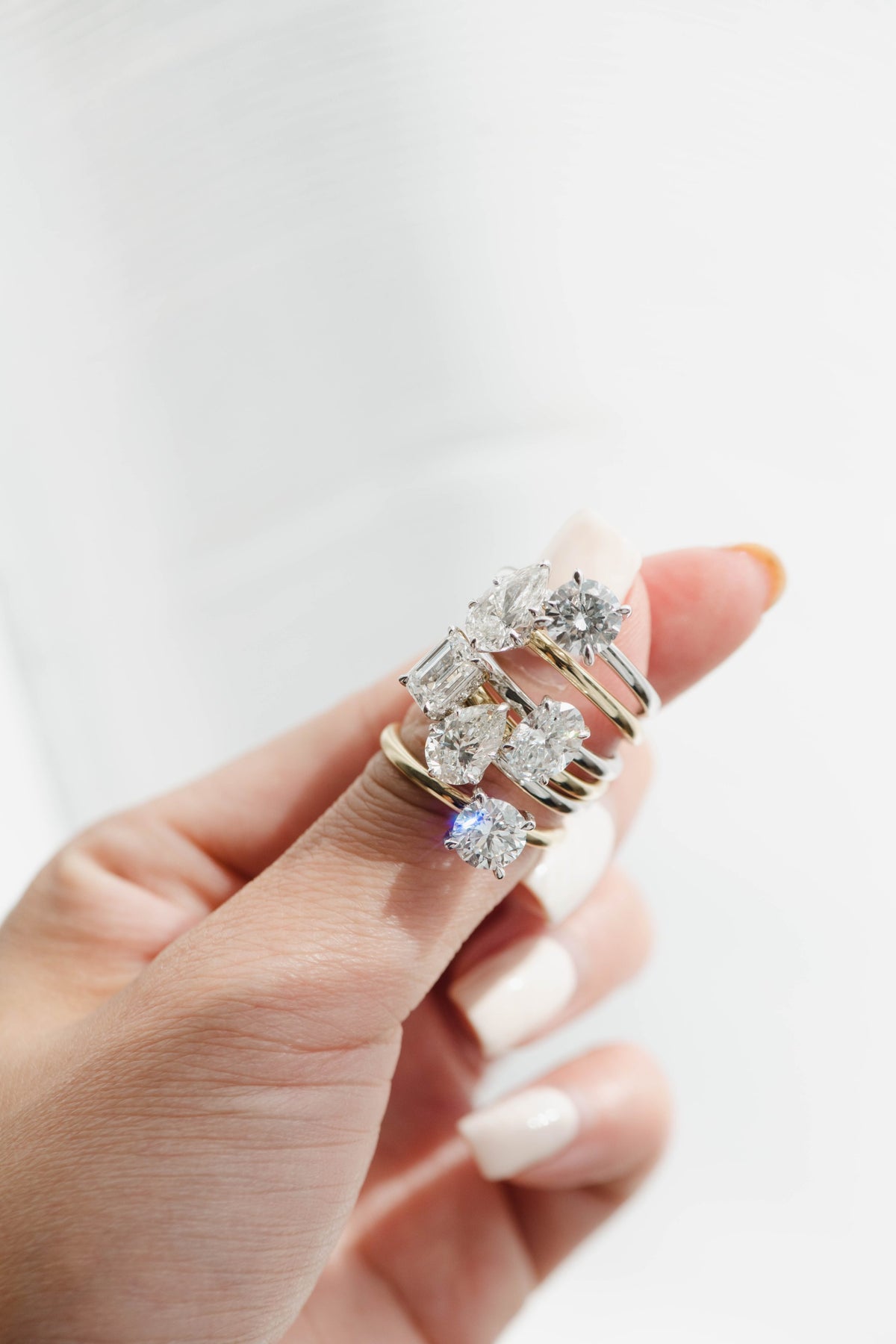Oval Engagement Ring RIN-LER-0044