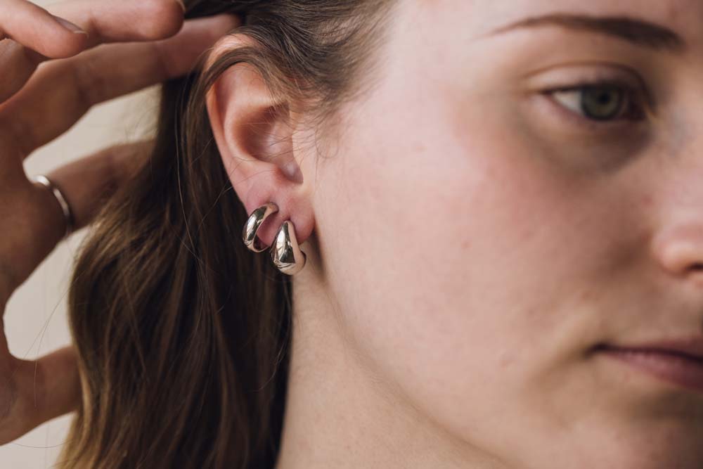 4MM Open Hoop Stud Earrings in Sterling Silver