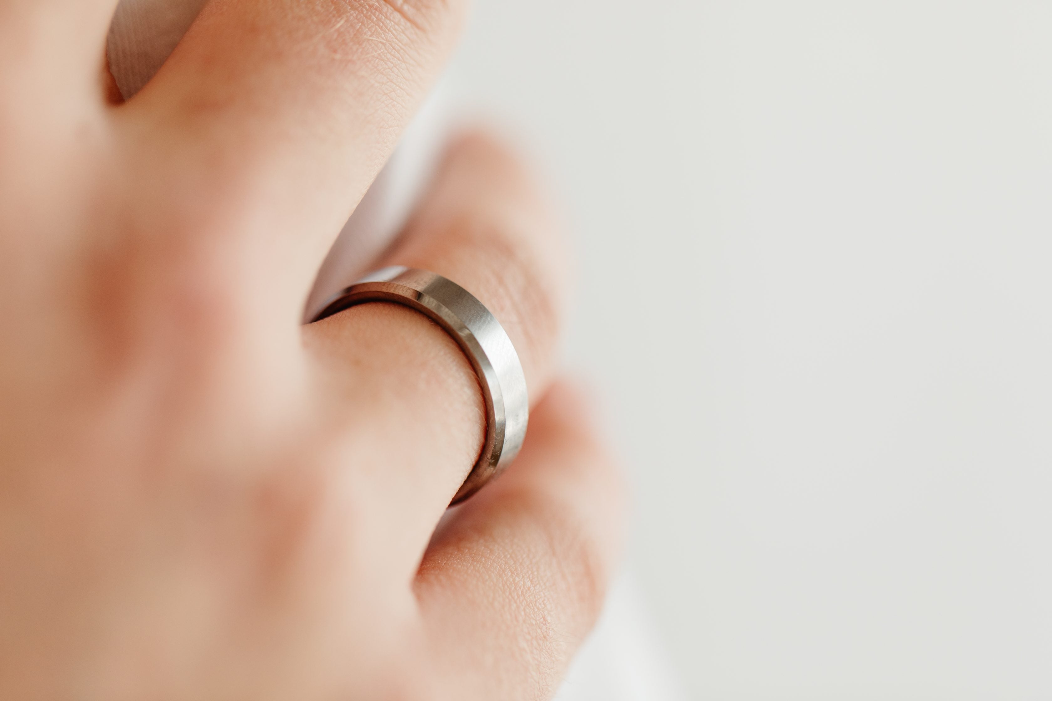 6MM Comfort Fit Wedding Band in Tungsten