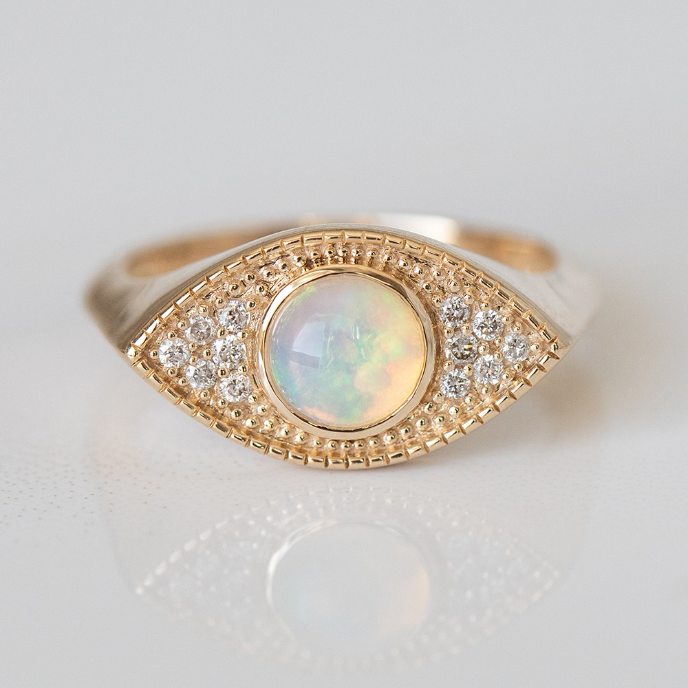 round opal
